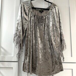 Melissa Paige Silver Crushed Velvet Crochet Fringe Top 1X